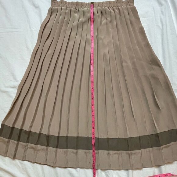 Vintage Andrea Gayle Pleated Skirt in Tan, size 10P - VGUC - Picture 11 of 11
